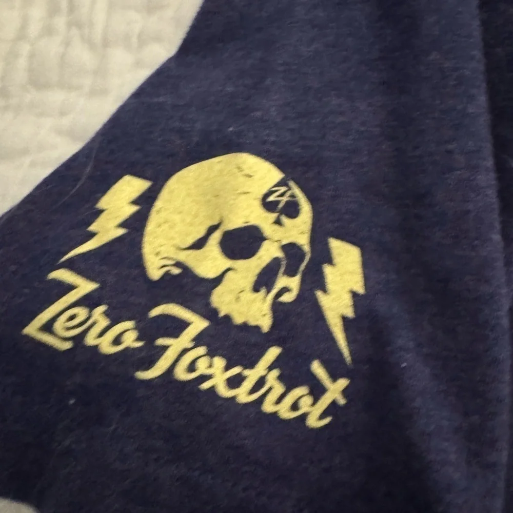 zero fox trot tee. Black with helicopter. Size M